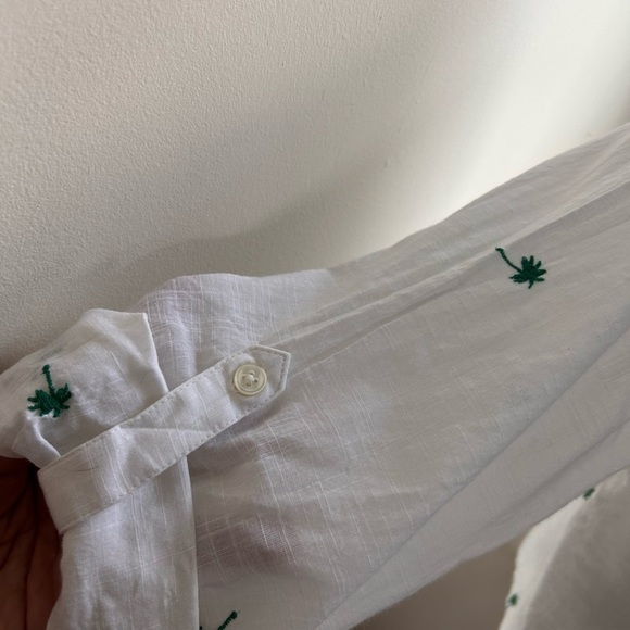 Forever 21 White Button-Up Shirt with Green Embroidery - Picture 3 of 6